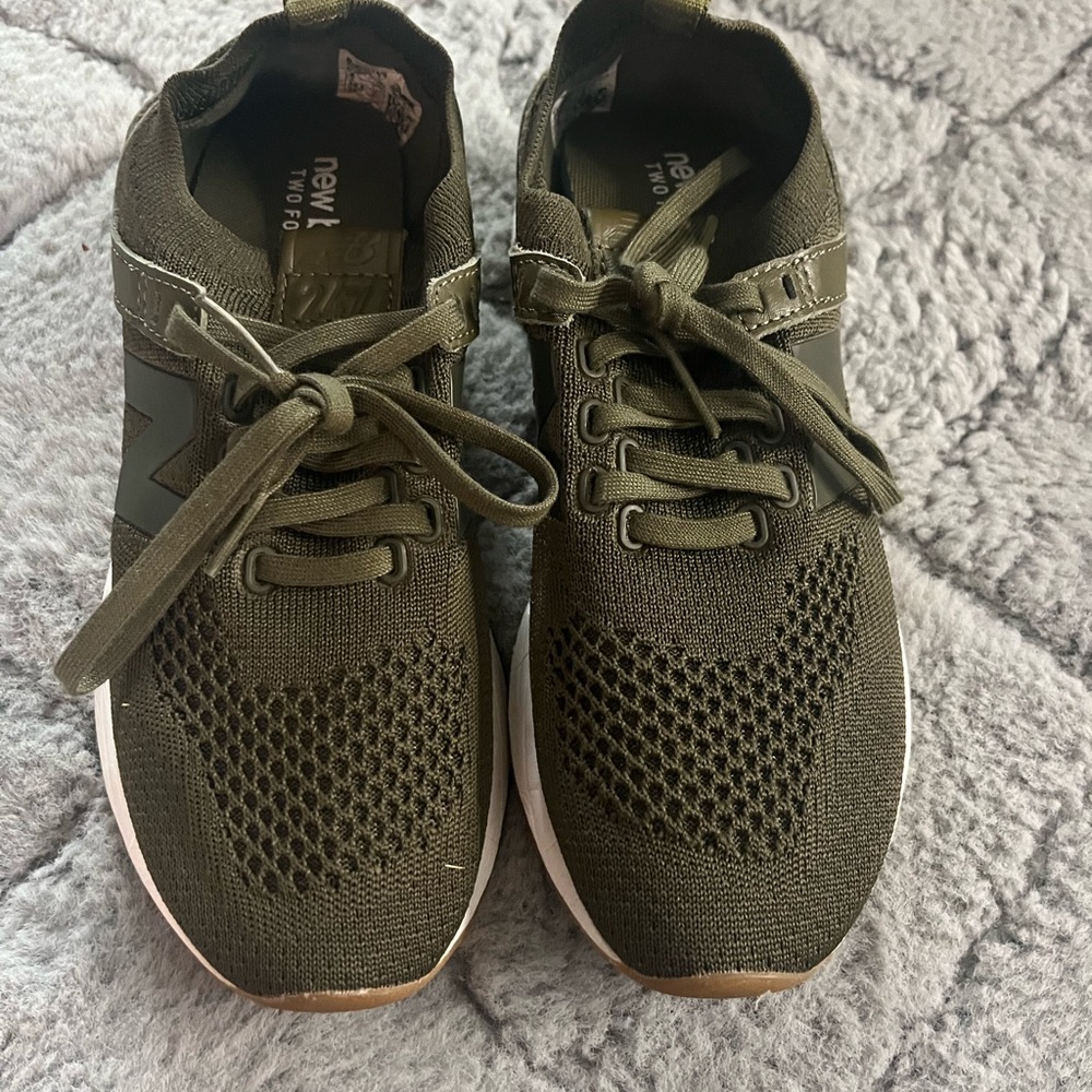 New Balance women's Olive Green Sneakers